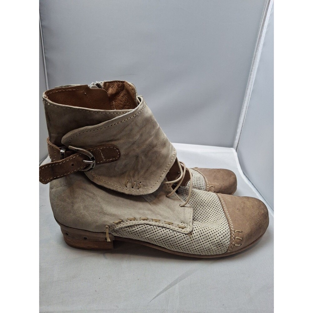 UNUSUAL Shoes Women's Leather Ankle Boots Boho Beige Perforated Size 6 (36)